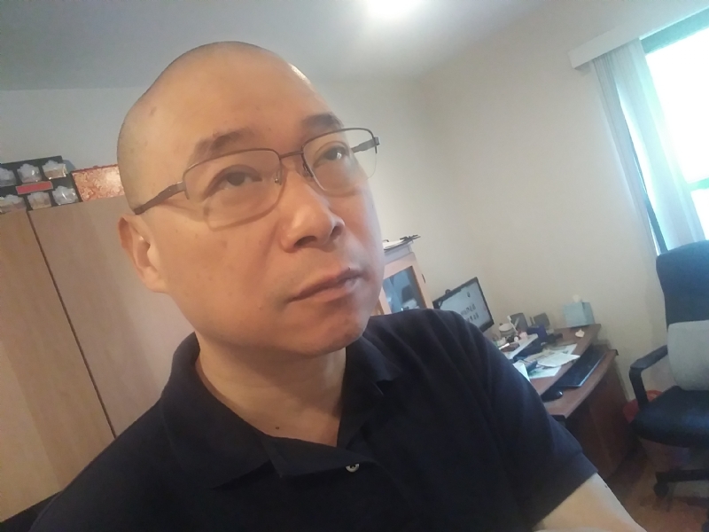 高山的第一张照片--晋江征婚网