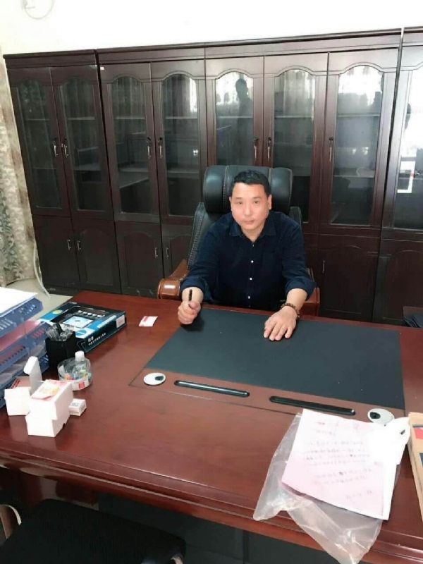 艺术家的第一张照片--晋江征婚网