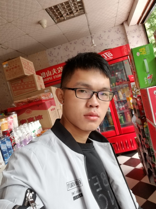 柒年的第一张照片--晋江征婚网