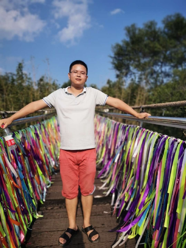 大象的第二张照片--晋江征婚网