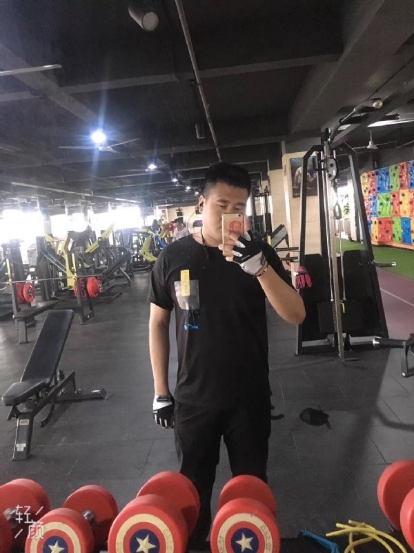 余生有你的第一张照片--晋江征婚网