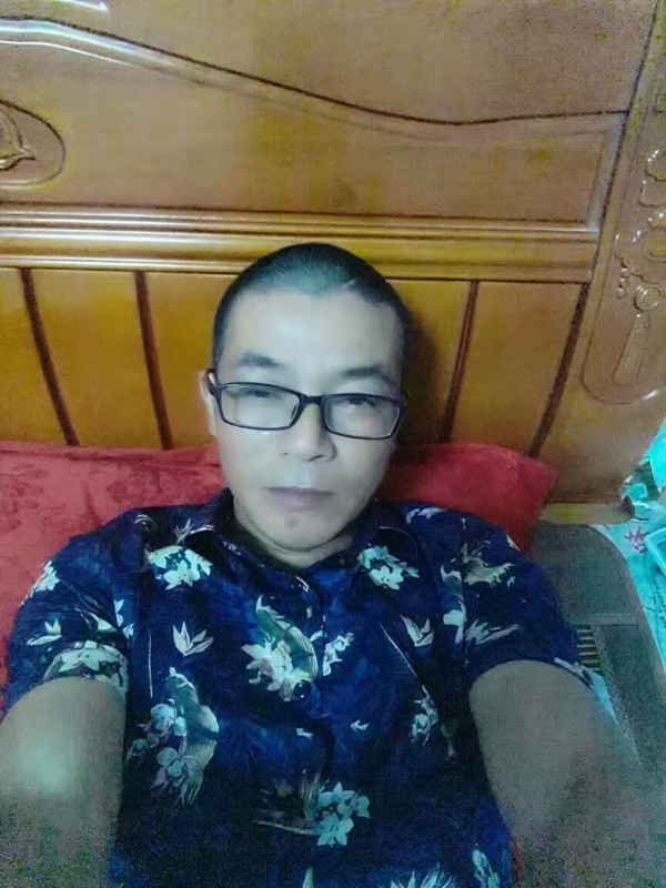 坚信就是你的第一张照片--晋江征婚网