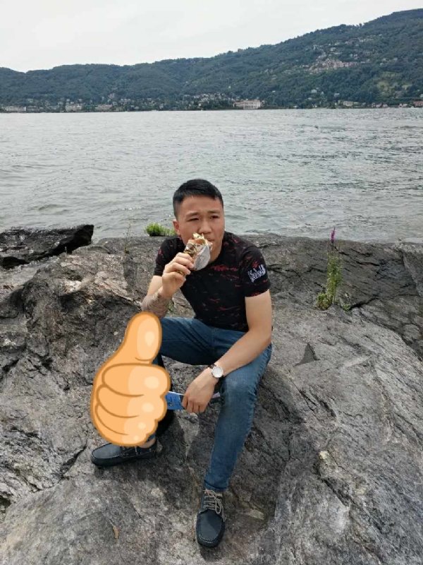 绚烂背后的平淡的第一张照片--晋江征婚网