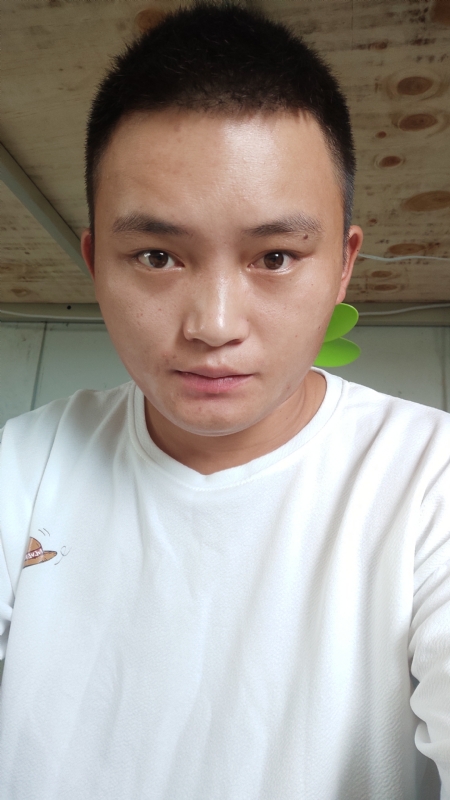 水里面的云呀的第一张照片--晋江征婚网