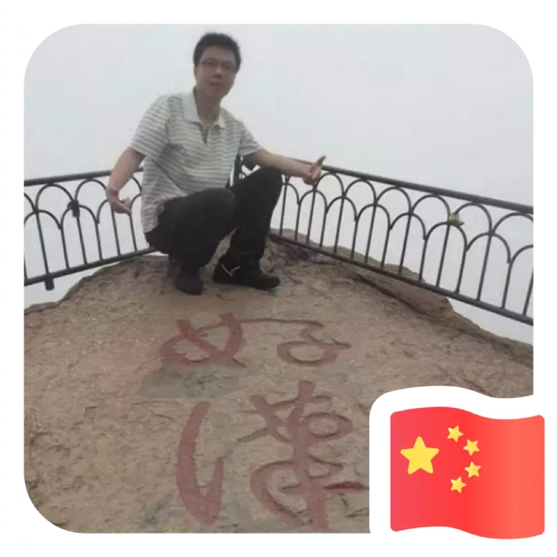 一只小虎牙的第一张照片--晋江征婚网