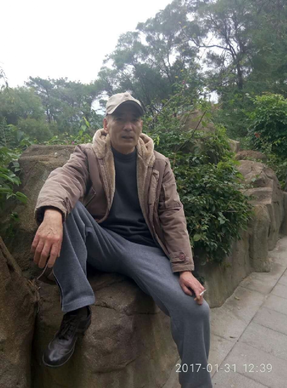 热腾腾的第一张照片--晋江征婚网