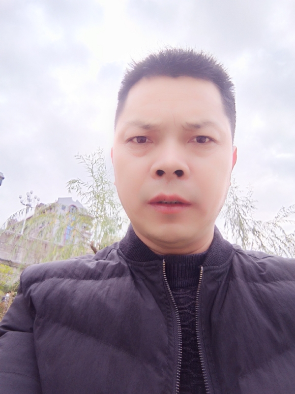 随缘的第一张照片--晋江征婚网