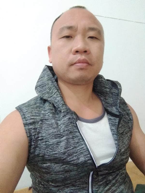 whm的第一张照片--晋江征婚网