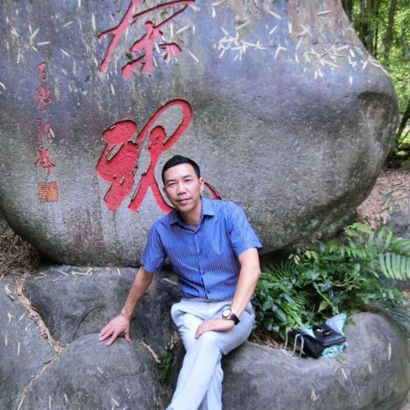 老·黄的第一张照片--晋江征婚网