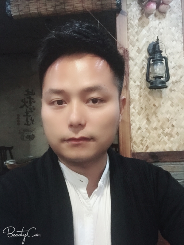 亦初的第一张照片--晋江征婚网