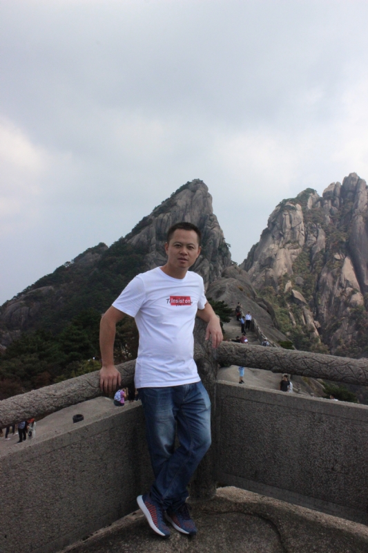 猩猩巨呃的第三张照片--晋江征婚网