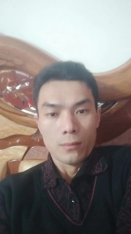 错把真心喂了狗的第四张照片--晋江征婚网