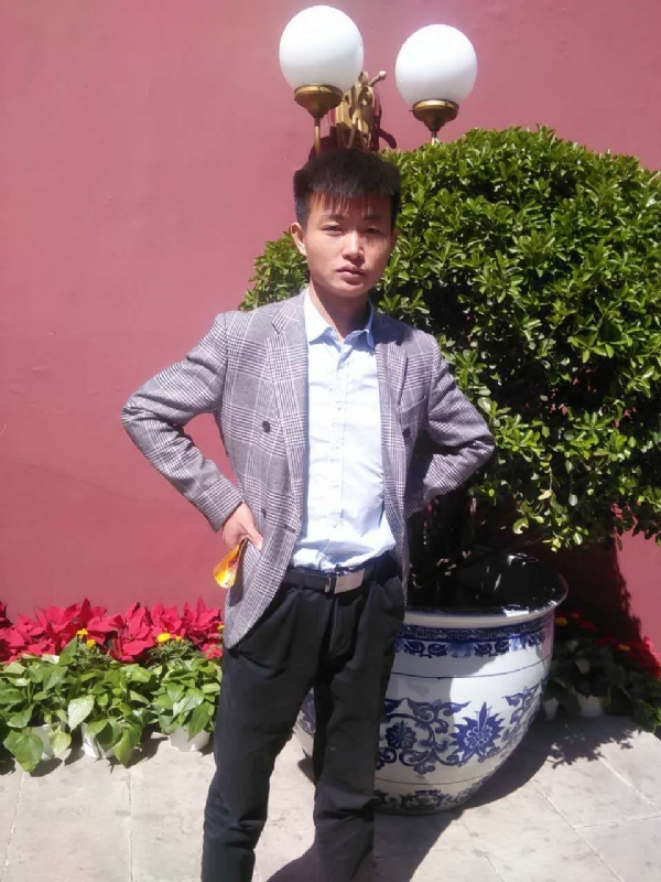 黎明之光的第一张照片--晋江征婚网