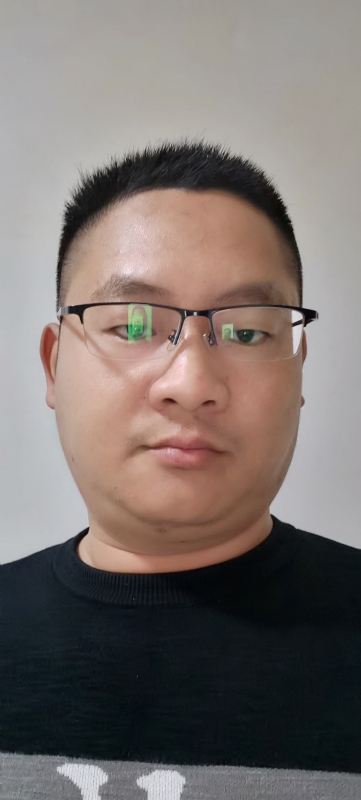 龙逍遥的第一张照片--晋江征婚网