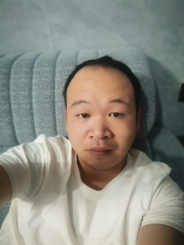 孤独老的第一张照片--晋江征婚网