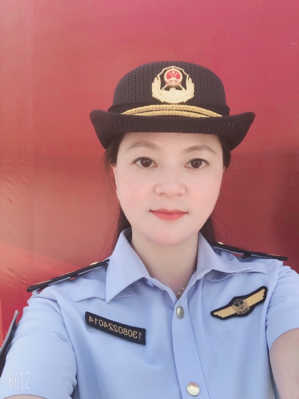 明明的第一张照片--晋江征婚网