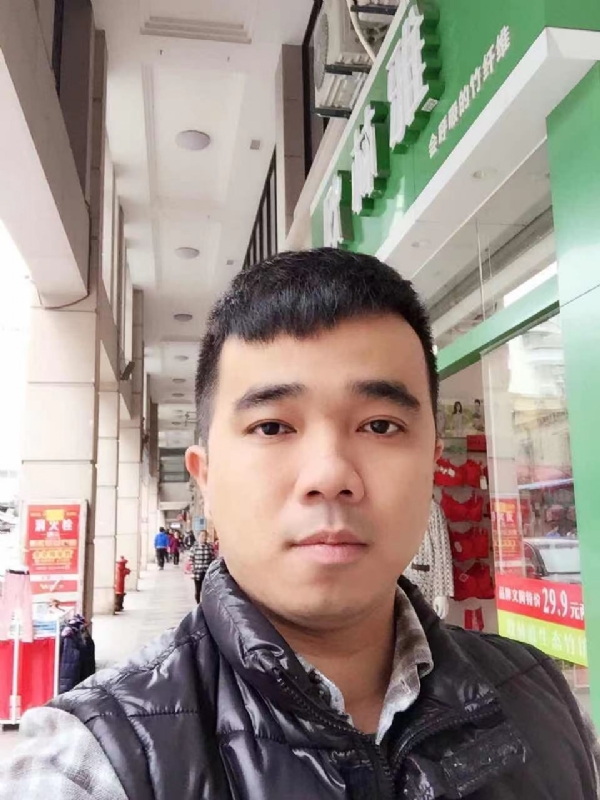 小小怪兽的第一张照片--晋江征婚网