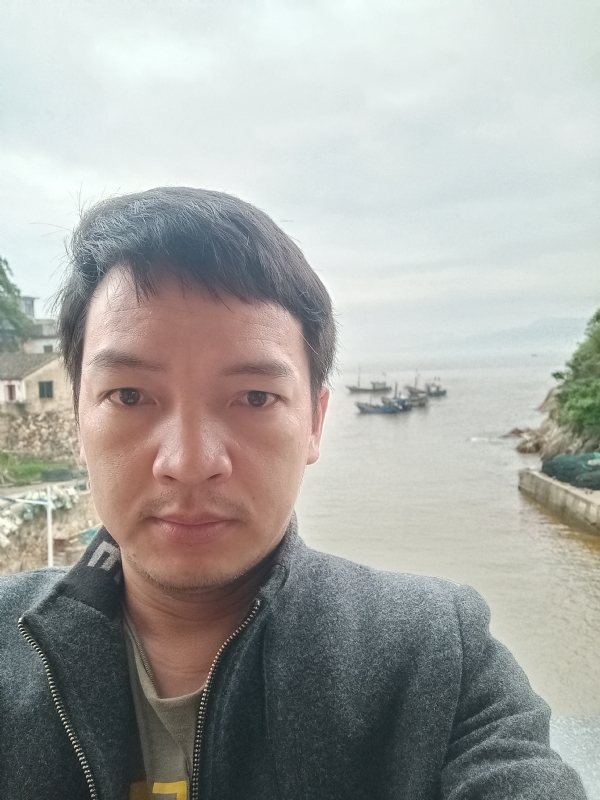 啊亮的第一张照片--晋江征婚网