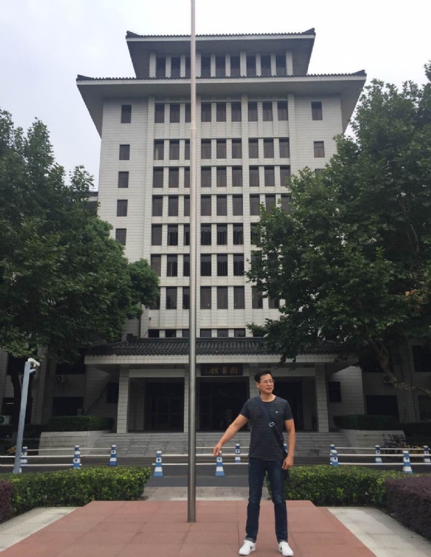 加国男人的第三张照片--晋江征婚网