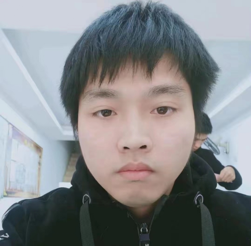 无奋斗不清春的第一张照片--晋江征婚网