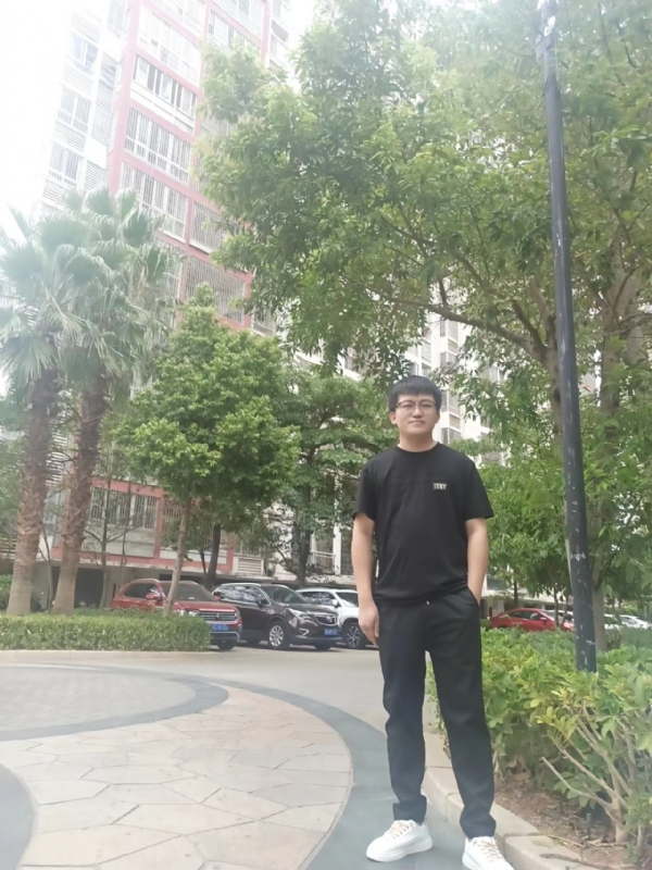 等闲的第四张照片--晋江征婚网