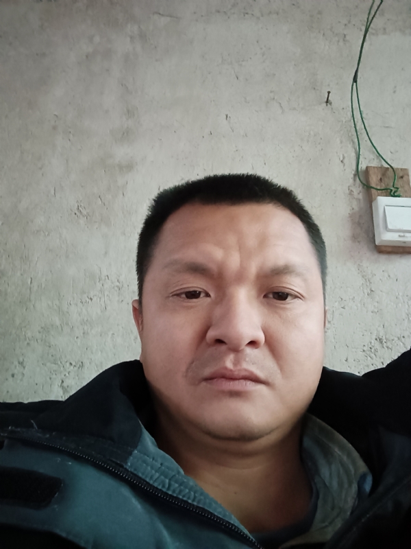 兰成龙的第二张照片--晋江征婚网