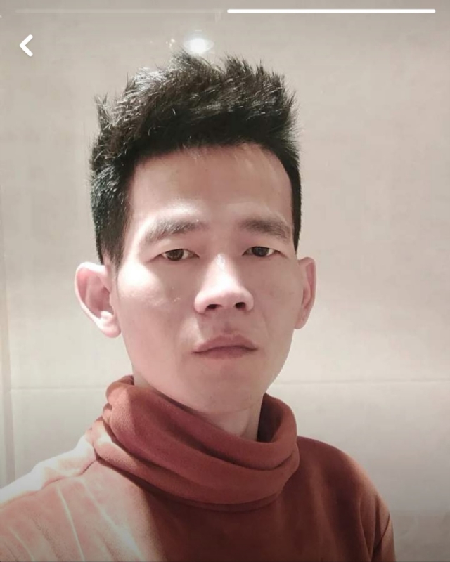 白了少年头的第一张照片--晋江征婚网