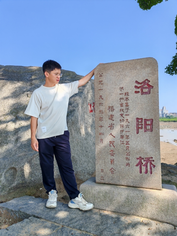 风尘的第一张照片--晋江征婚网