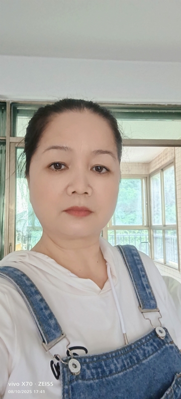 小巧玲珑的第一张照片--晋江征婚网