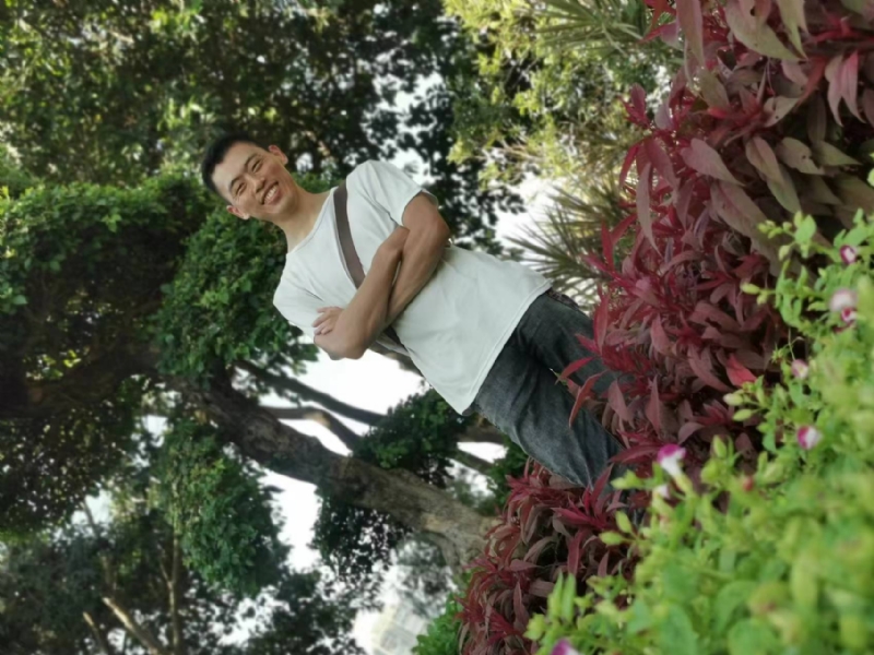 孤狼的第一张照片--晋江征婚网